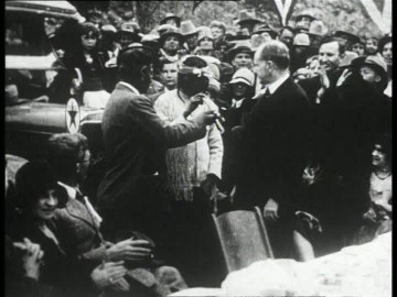 947922306-peace-pipe-apache-calvin-coolidge-opening-inauguration