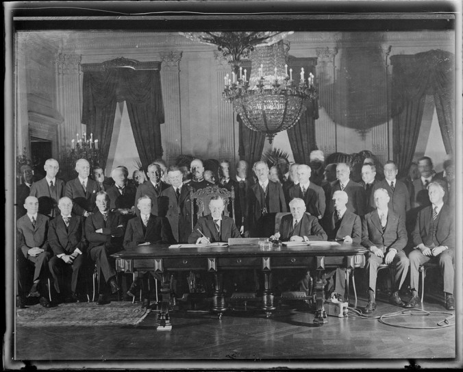 6208536544_0578b327cf_b CC signs Kellogg-Briand Pact 1929