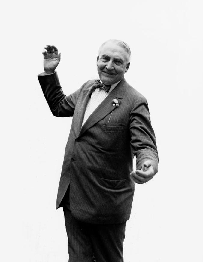 president-warren-g-harding--c-1920-international-images
